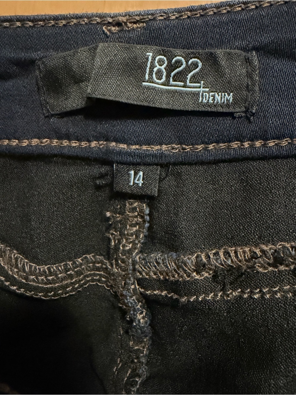 1822 Denim Women’s Satin Denim Dark Navy Jeans Skirt - Picture 3 of 8